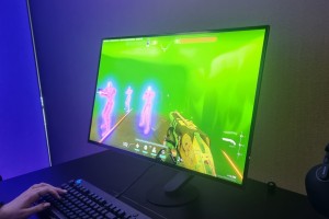 索尼快速新的Inzone游戏监视器具有技巧摊位设计，这些设计绝对违背了我的尝试